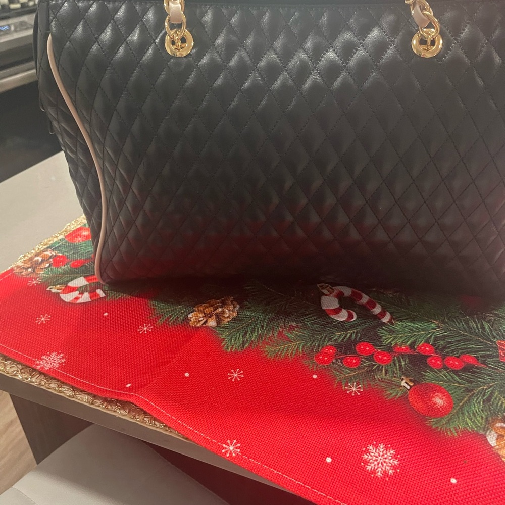Beautiful Valentino Orlando Leather bag - Picture 6 of 13